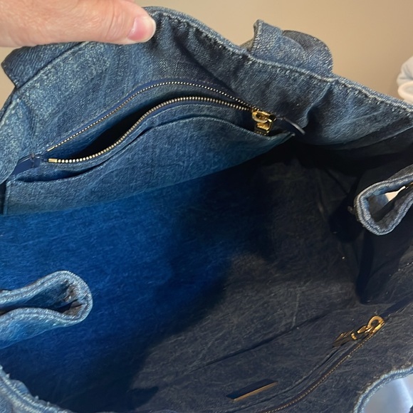 Prada Canapa with dust bag and cards - Picture 8 of 10